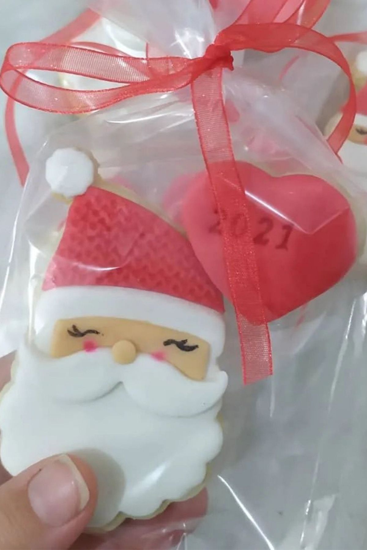 Noel Baba Şeker Hamurlu Kurabiye (20 Adet) – Paketli Yılbaşı Hediyelik Kurabiye
