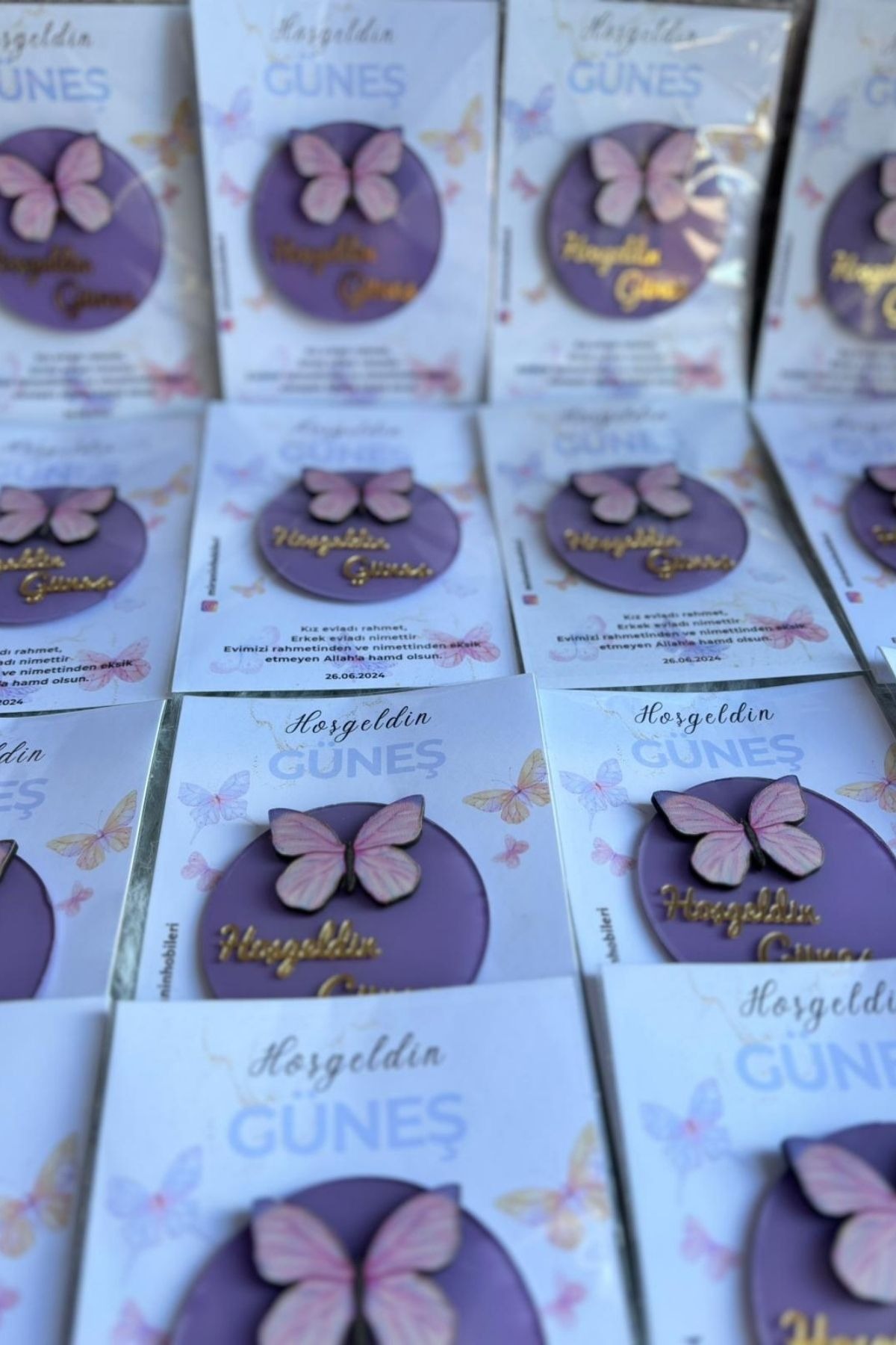  Pleksi İsimli Kelebek Bebek Magnet | Kartlı Kız Bebek Hediyelik 20 Adet