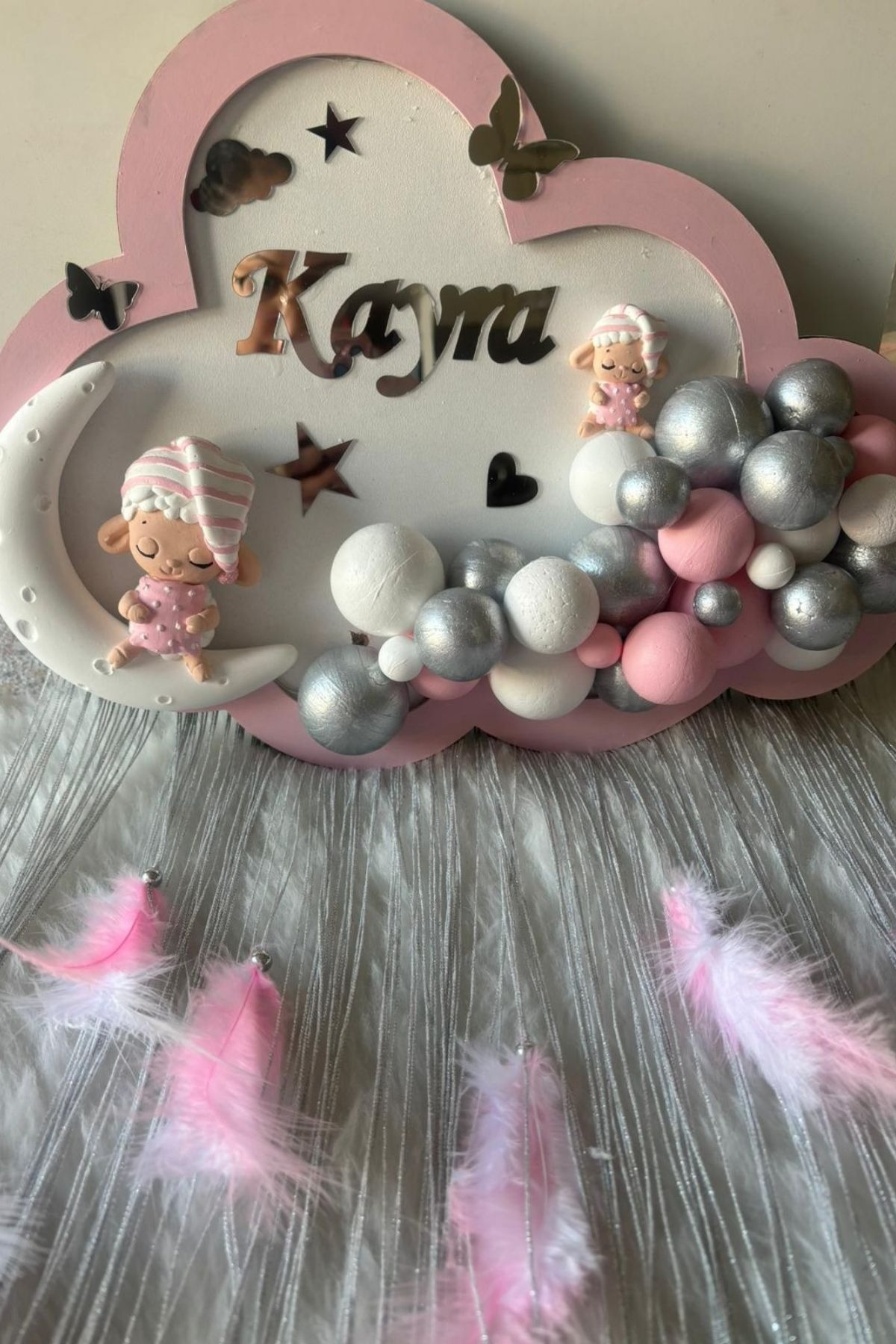 4’lü Kuzulu Bebek Seti | 20 Magnet + İsim Küp + Pano + Takı Yastığı