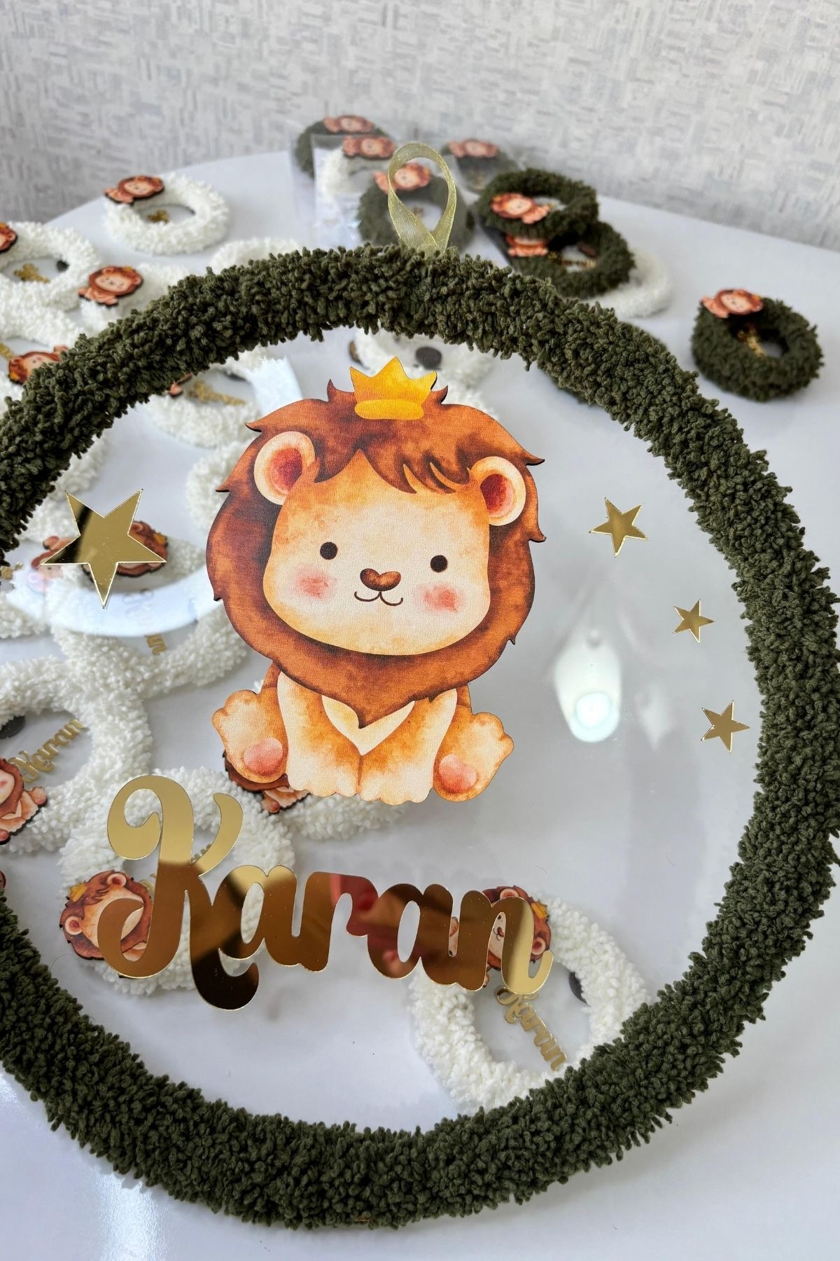İsimli Pleksi Kapı Süsü Aslan Figürlü Bebek Odası Kapı Panosu