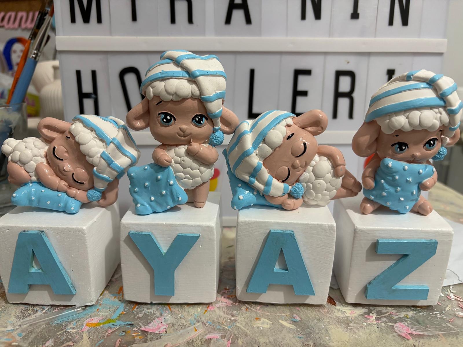  Erkek Bebek Kuzu Figür Set | Mavi Konsept Dekor 1 Adet