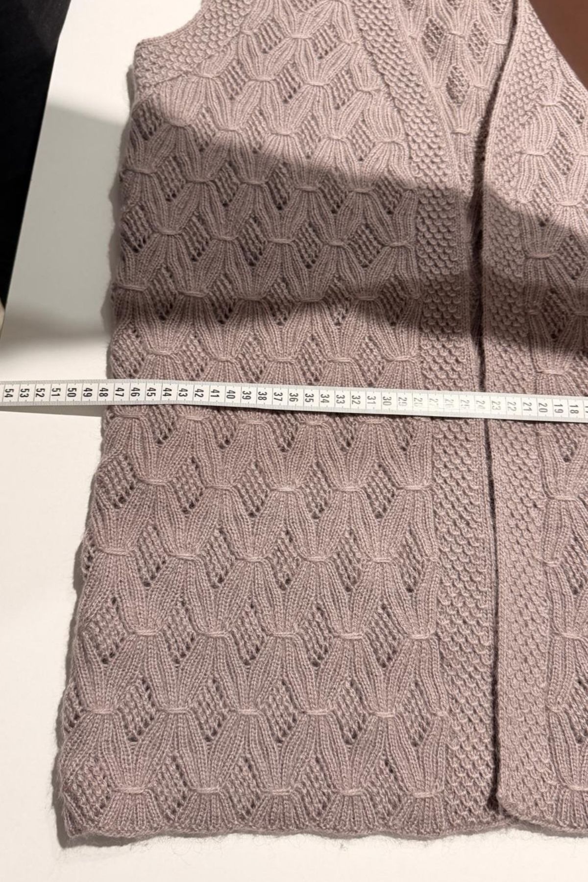 El Örgüsü Kadın Yelek – Alize İp, Triko Desenli, Anneler Günü Özel Hediye (Hazır Teslim)