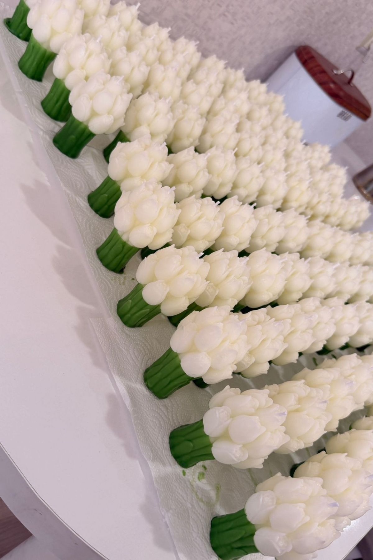 100 Adet Toptan Parafin Lale Mum – Kokulu & Kişiye Özel Hediyelik Set