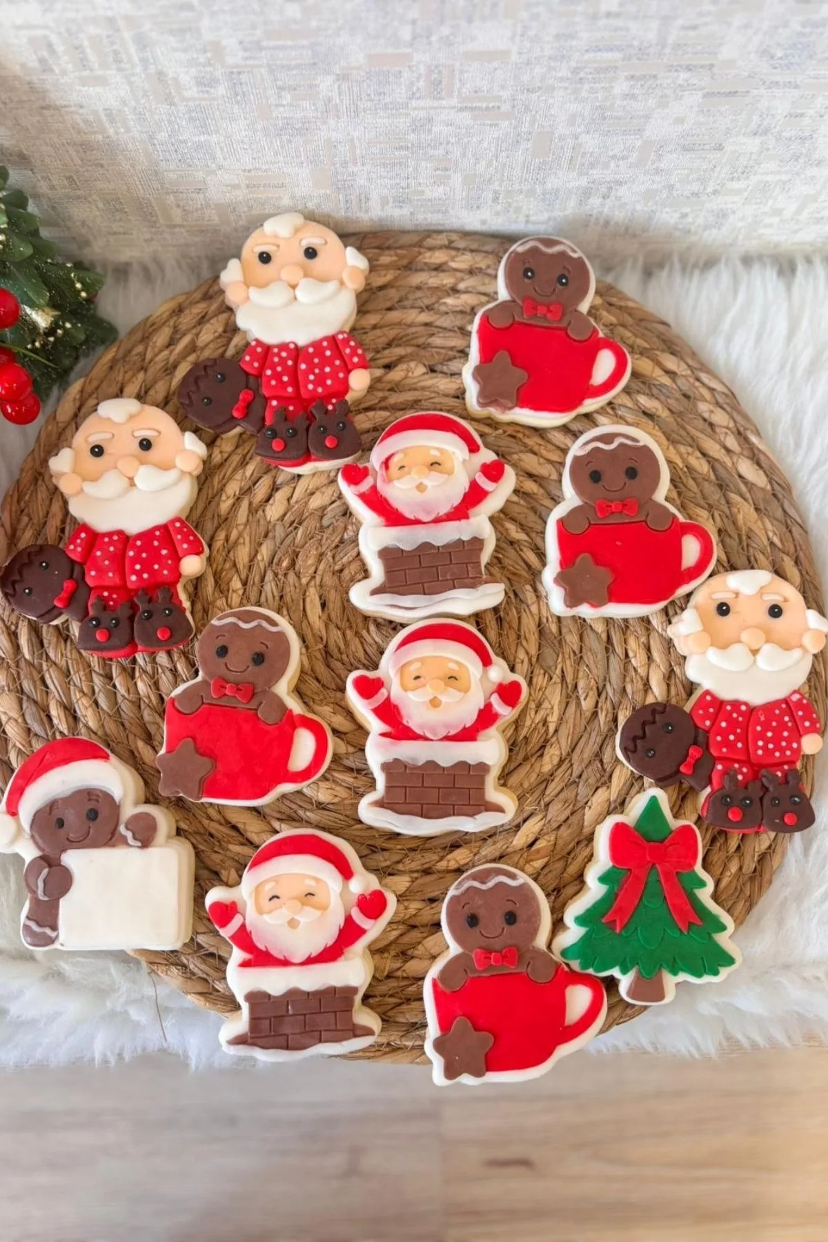 Karışık Noel Baba & Gingerbread Şeker Hamurlu Kurabiye Seti (20 Adet) – Yılbaşı Hediyelik